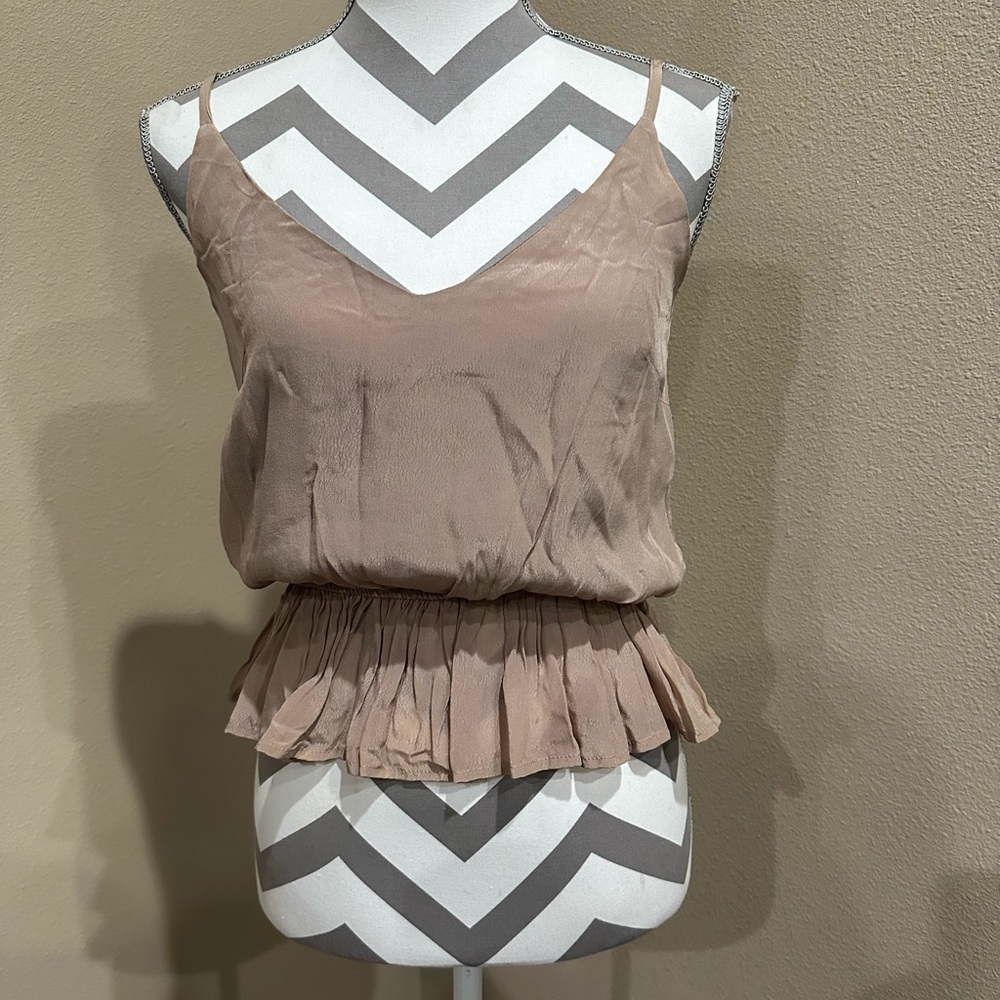 Women’s taupe cropped camisole, NWT